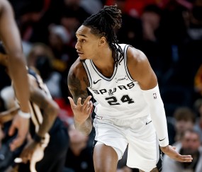 数据-瓦塞尔谈失利：对手疯狂冲抢篮板 我们必须打得更有身体对抗