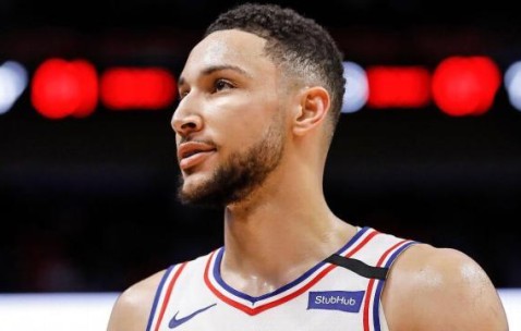 盘口-西蒙斯全明星后进攻效率跳水 背后有伤病隐情？