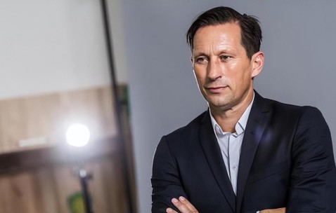 数据-成都球迷都不看好的主教练，如今却带领蓉城首轮大胜，已征服中超